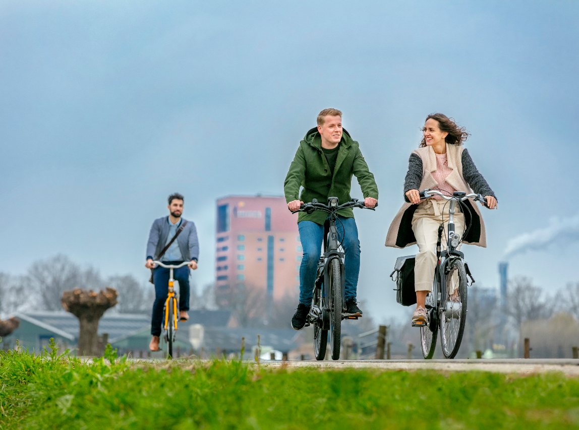 Fietsen in De Liemers, (snel)fietspad Duiven - Zevenaar